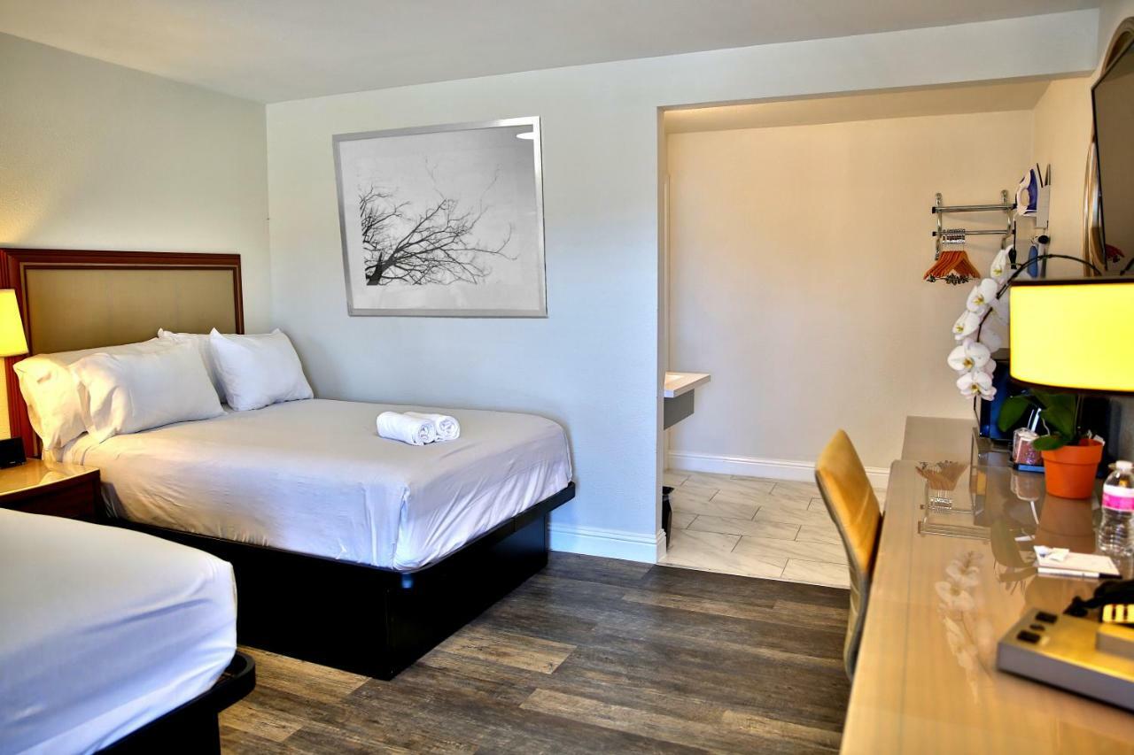 Travelodge By Wyndham Crescent City Kültér fotó