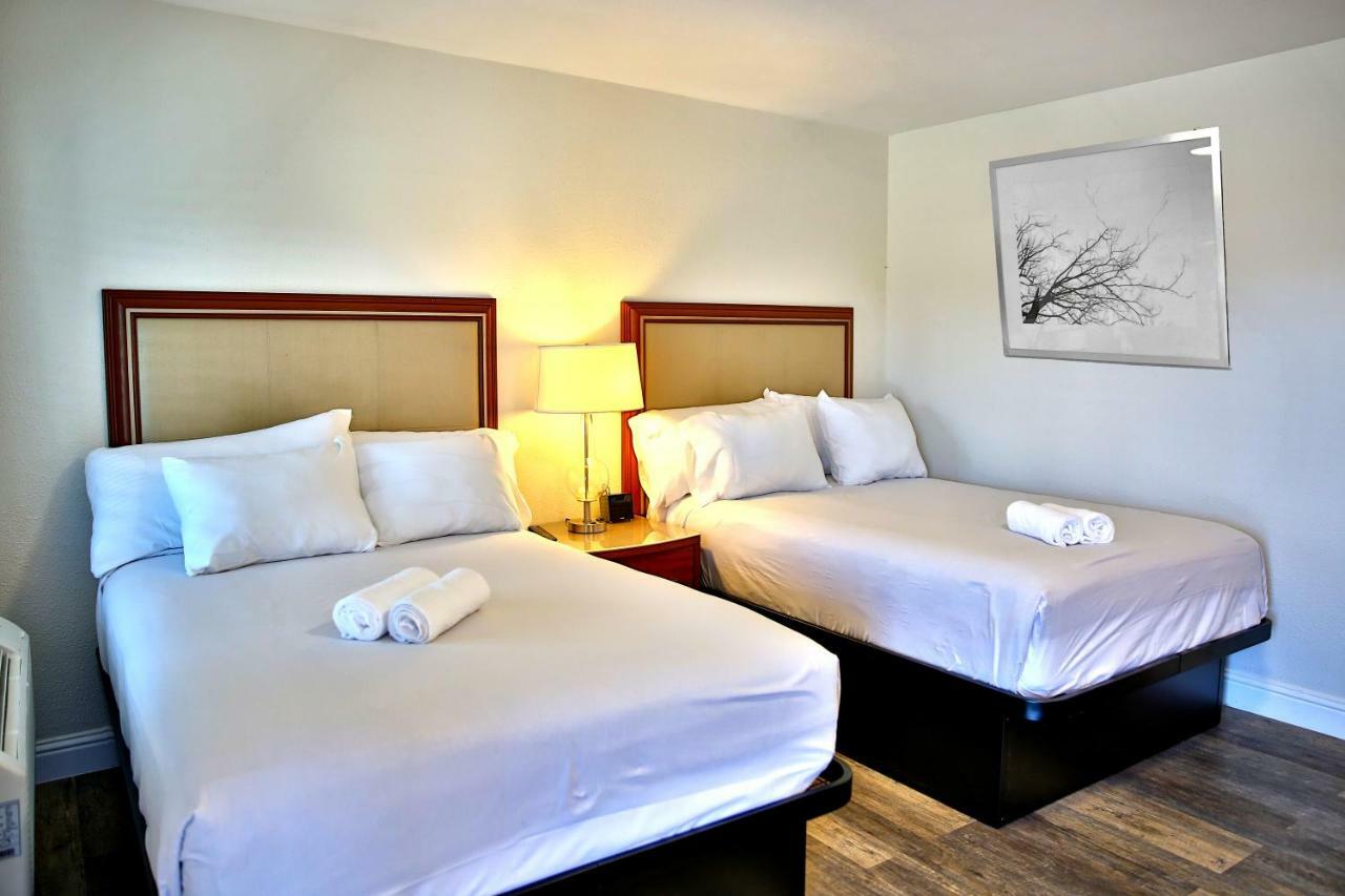 Travelodge By Wyndham Crescent City Kültér fotó
